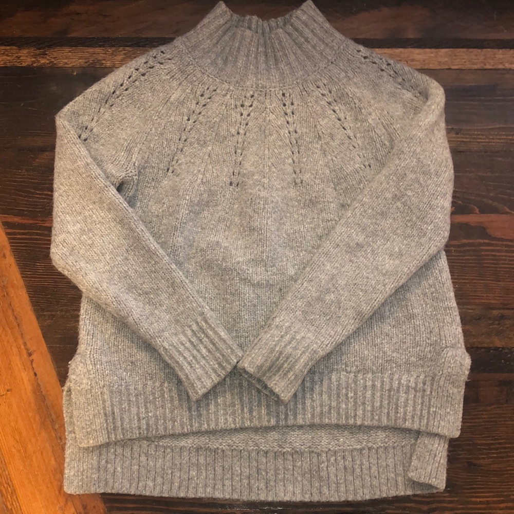 BananaRepublic Mock-neck Turtleneck Merino Sweater